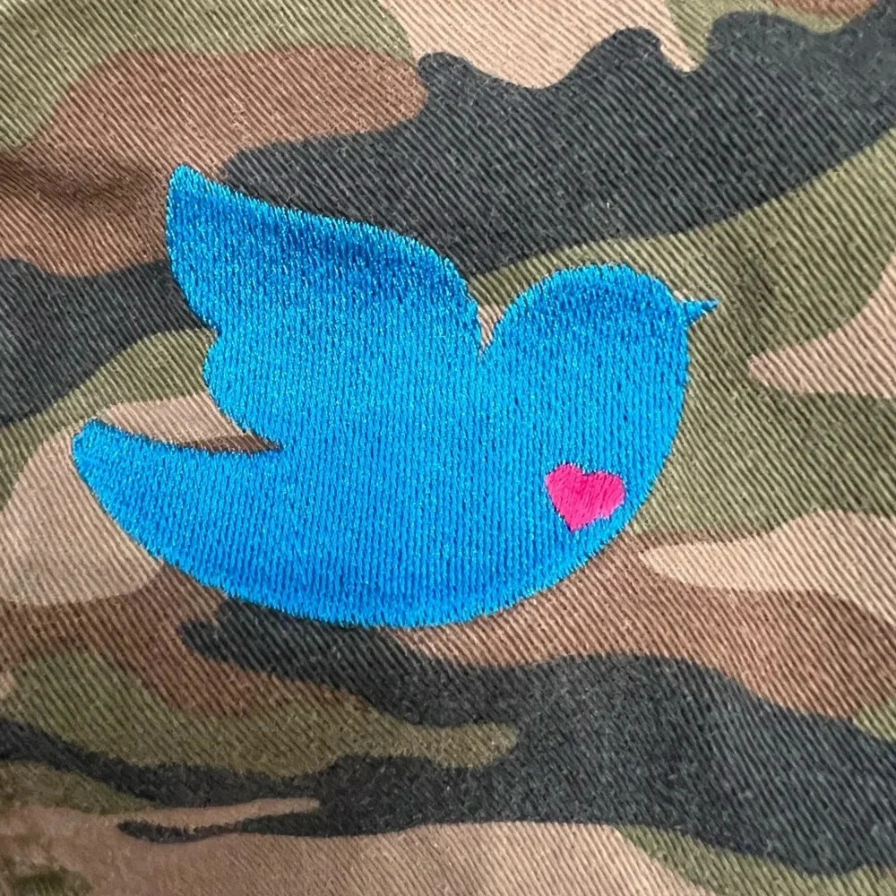 Peek Girl’s Camouflage Button Down Shirt Embroidered Bird Heart - Picture 10 of 10